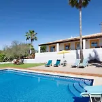 Βίλα Casa Noah *